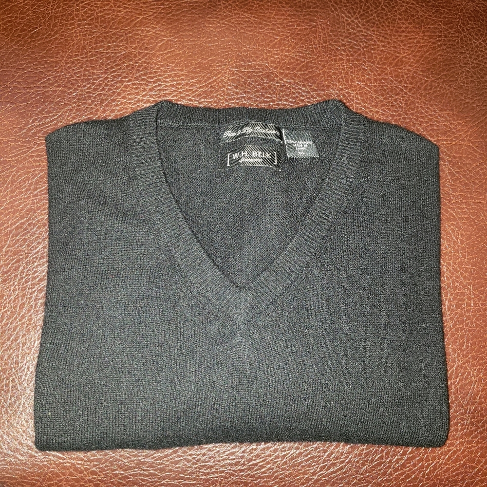Men’s W.H Belk Black V-neck 2 Ply Cashmere Sweater Size XL